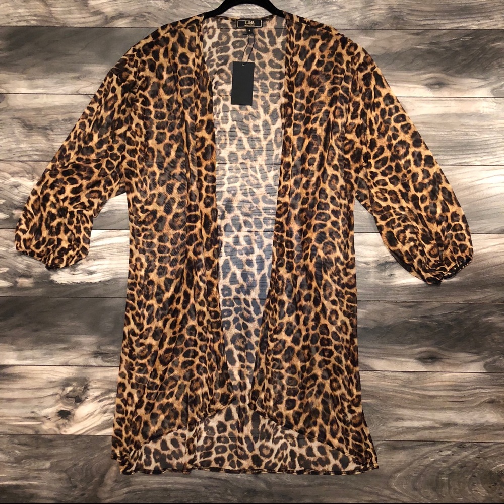 NWT - Leopard kimono